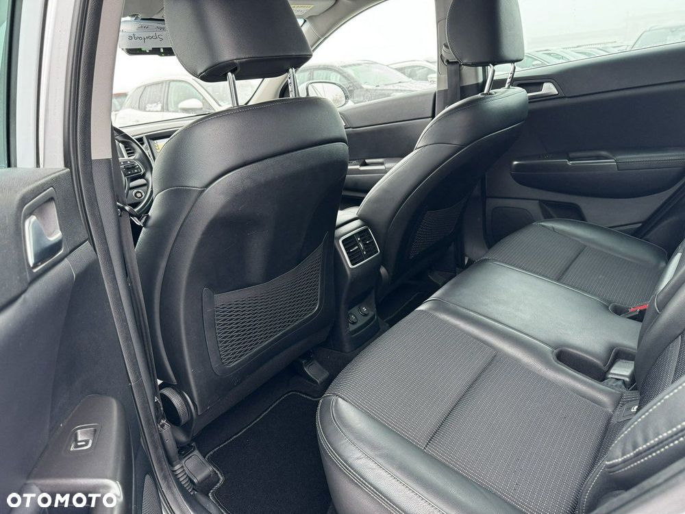 Kia Sportage 1.7 CRDI Business Line 2WD - 13