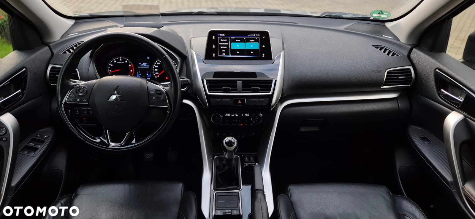 Mitsubishi Eclipse Cross - 21