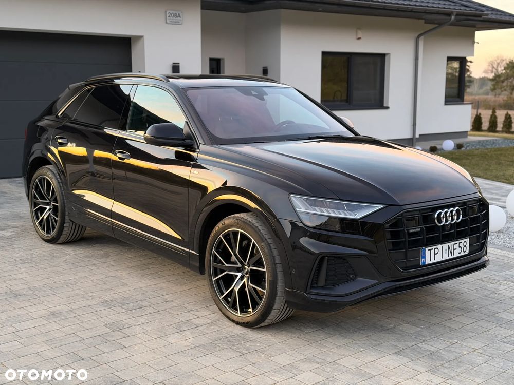 Audi Q8 - 2