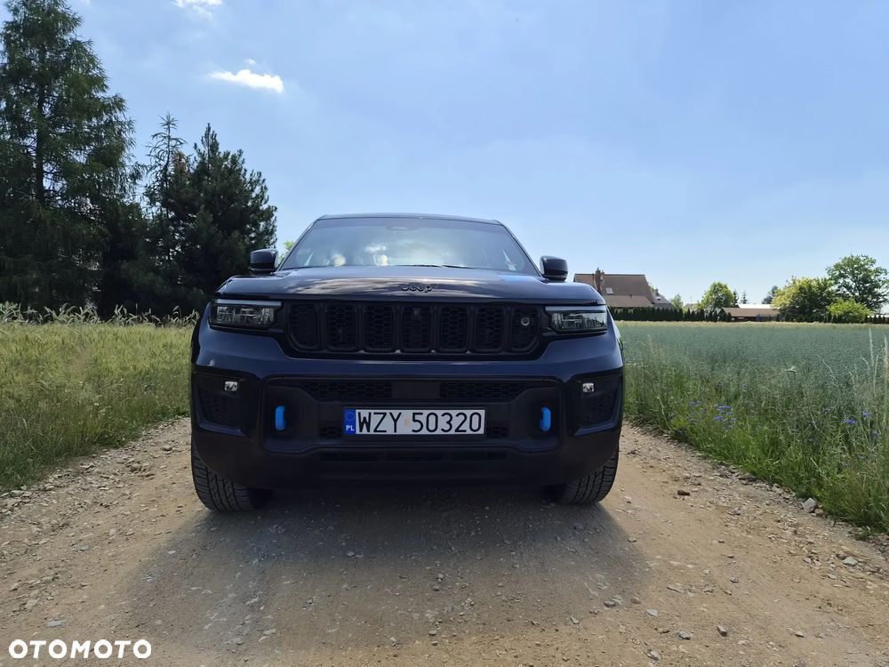 Jeep Grand Cherokee - 4
