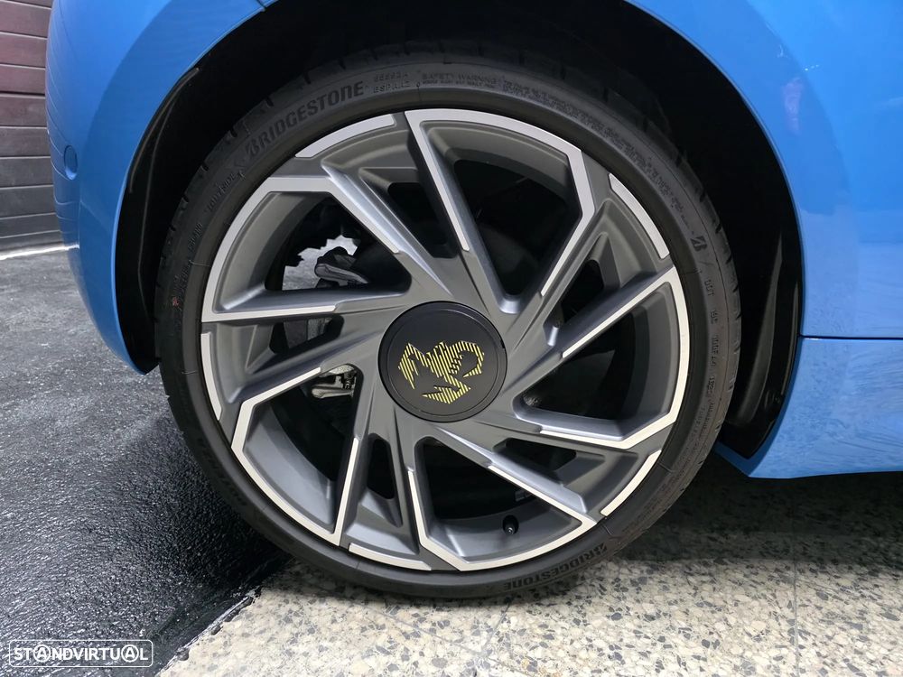 Abarth 500e Scorpionissima - 19