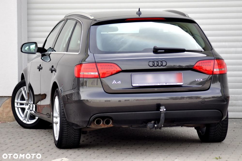 Audi A4 Avant 2.0 TDI DPF Ambiente - 6