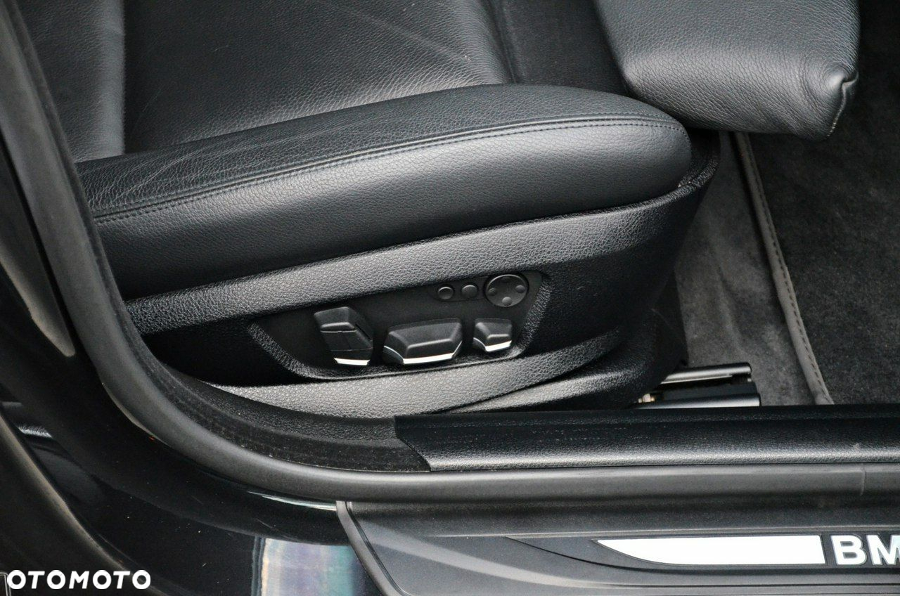 BMW Seria 5 - 17