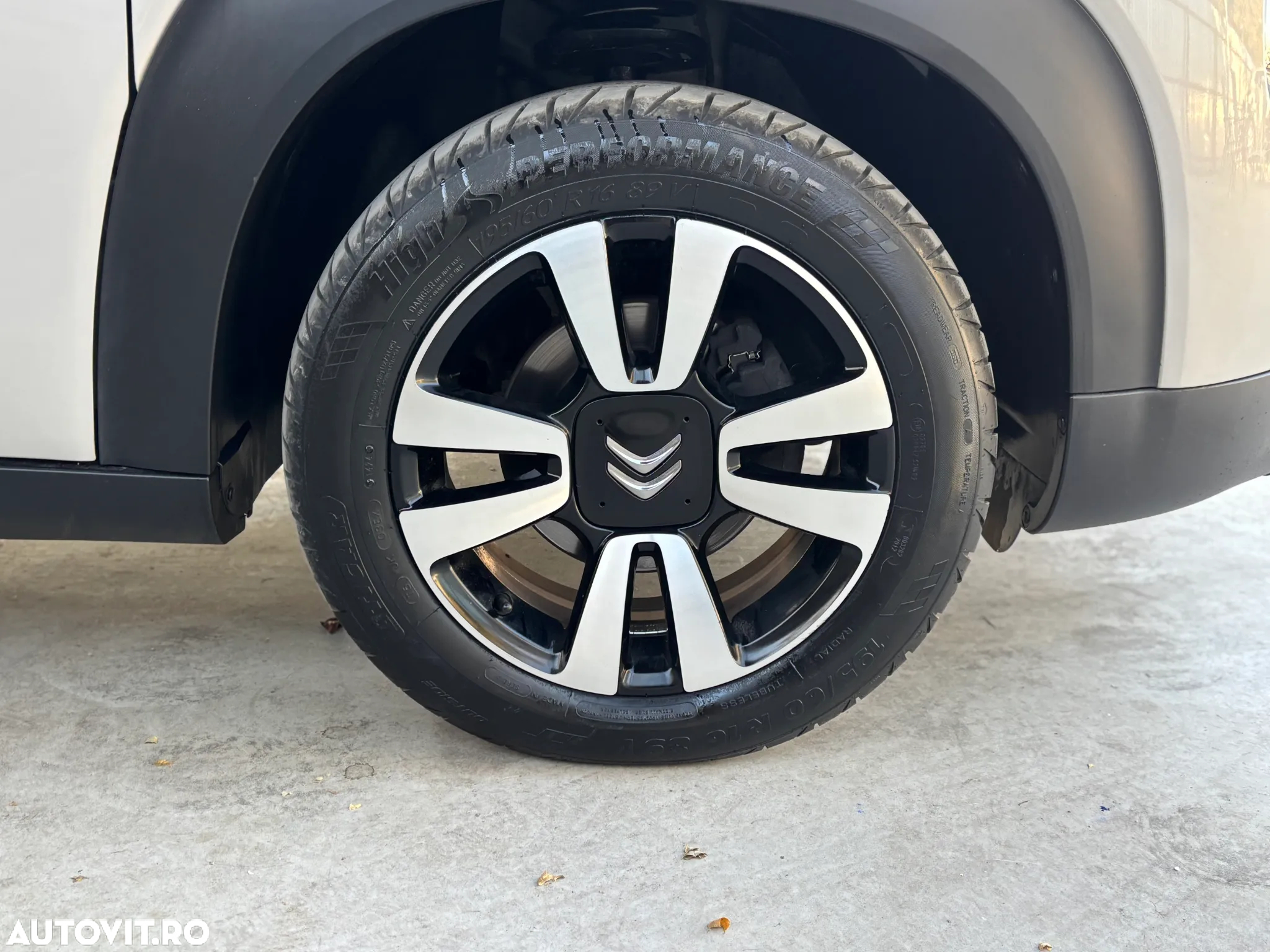 Citroën C3 AIRCROSS BlueHDI 100 Stop & Start Shine - 13