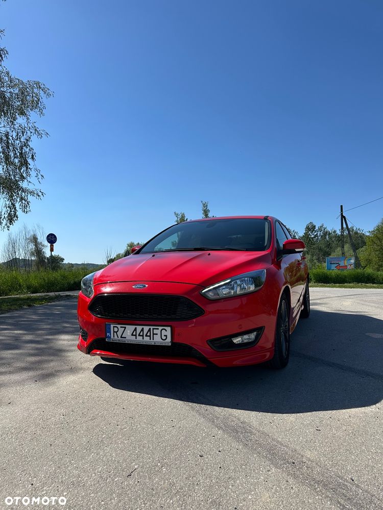 Ford Focus 1.0 EcoBoost Start-Stopp-System ST-LINE - 1