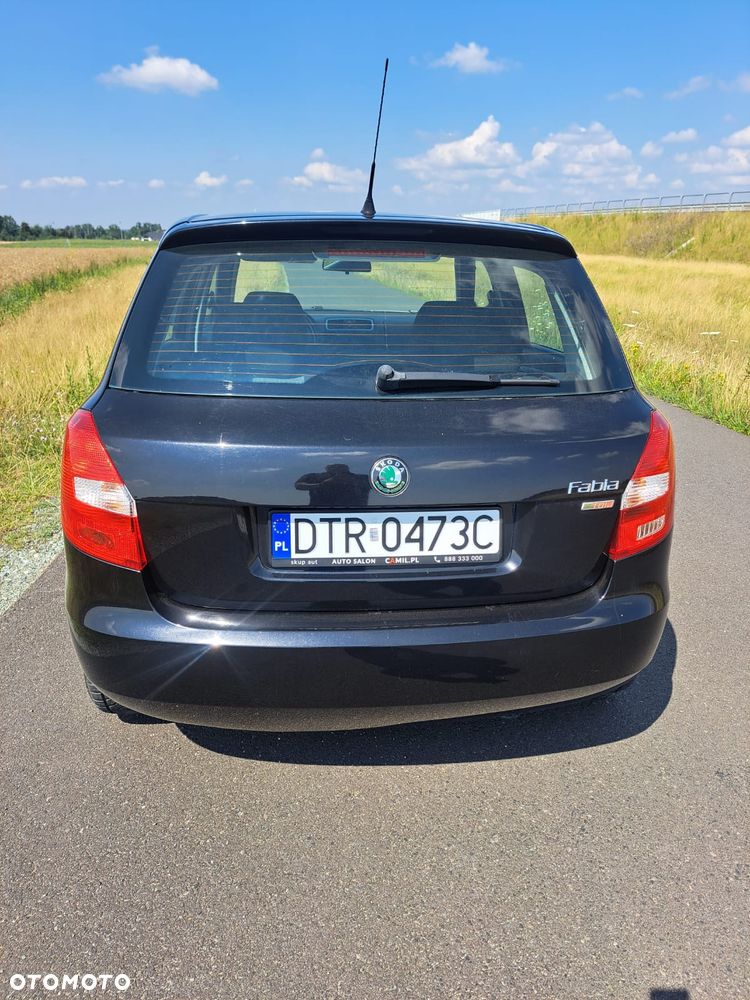 Skoda Fabia - 10