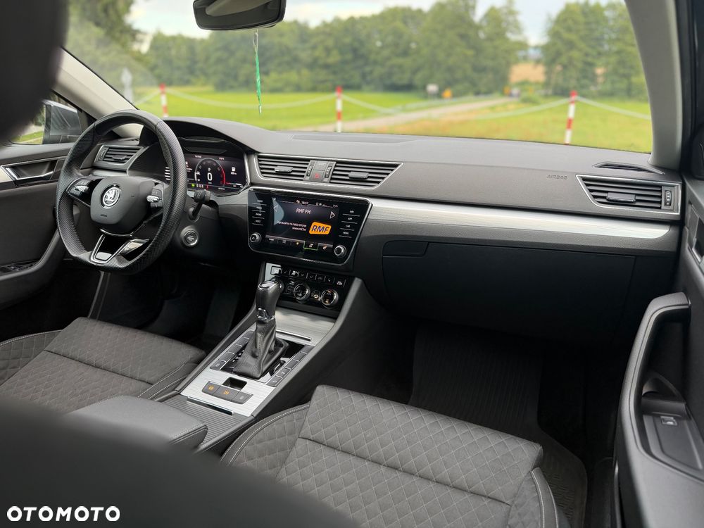 Skoda Superb 1.5 TSI mHEV Selection DSG - 21