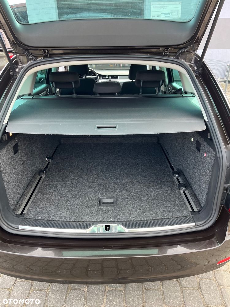 Skoda Superb 1.8 TSI FAMILY - 17