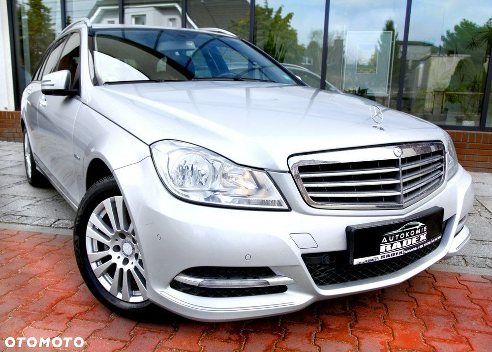 Mercedes-Benz Klasa C 200 (BlueEFFICIENCY) 7G-TRONIC Elegance - 2