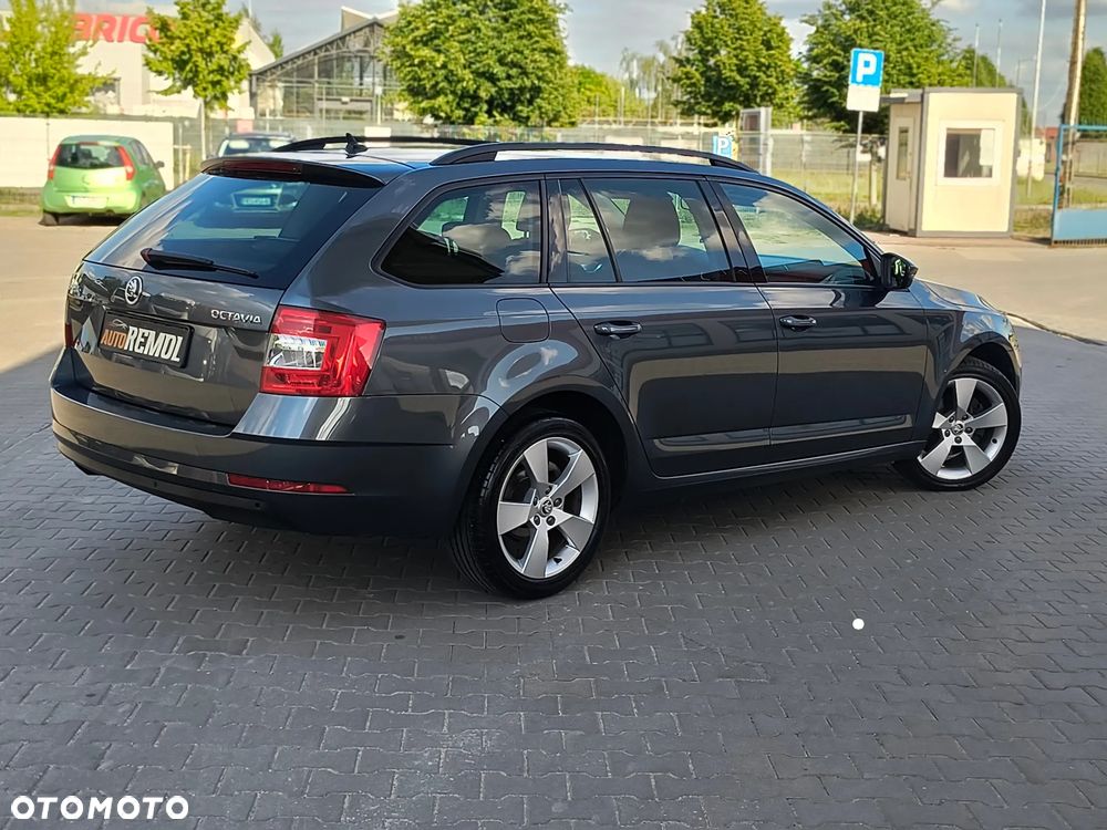 Skoda Octavia 2.0 TDI DSG Ambition - 10