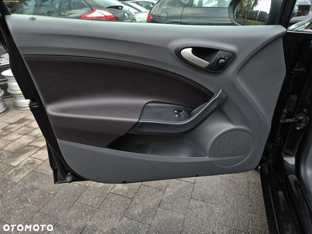 Seat Ibiza 1.4 16V Reference - 11