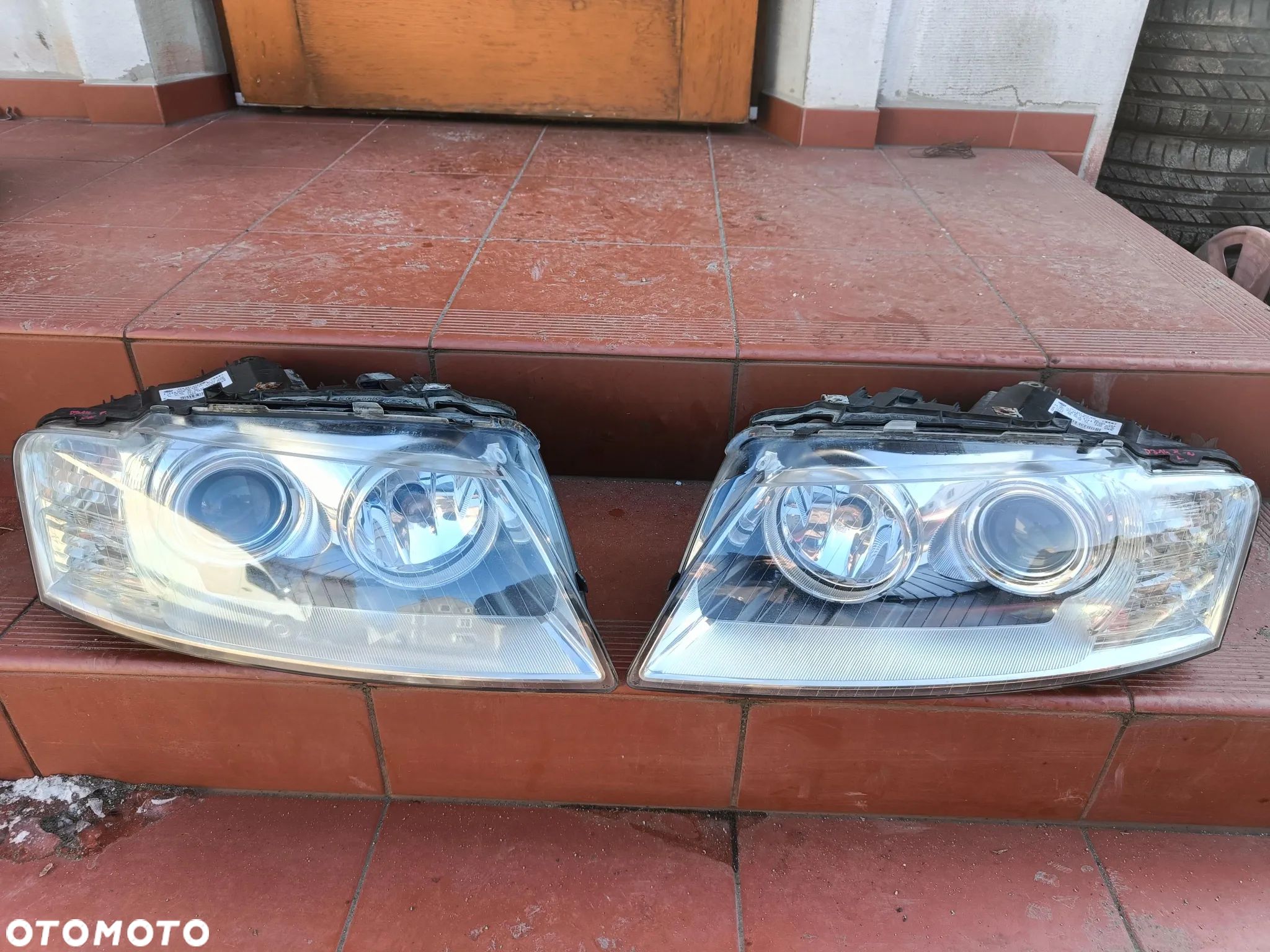AUDI A8 D3 LIFT LAMPA PRZEDNIA PRZÓD XENON NIE SKRĘTNY LEWA PRAWA - 1