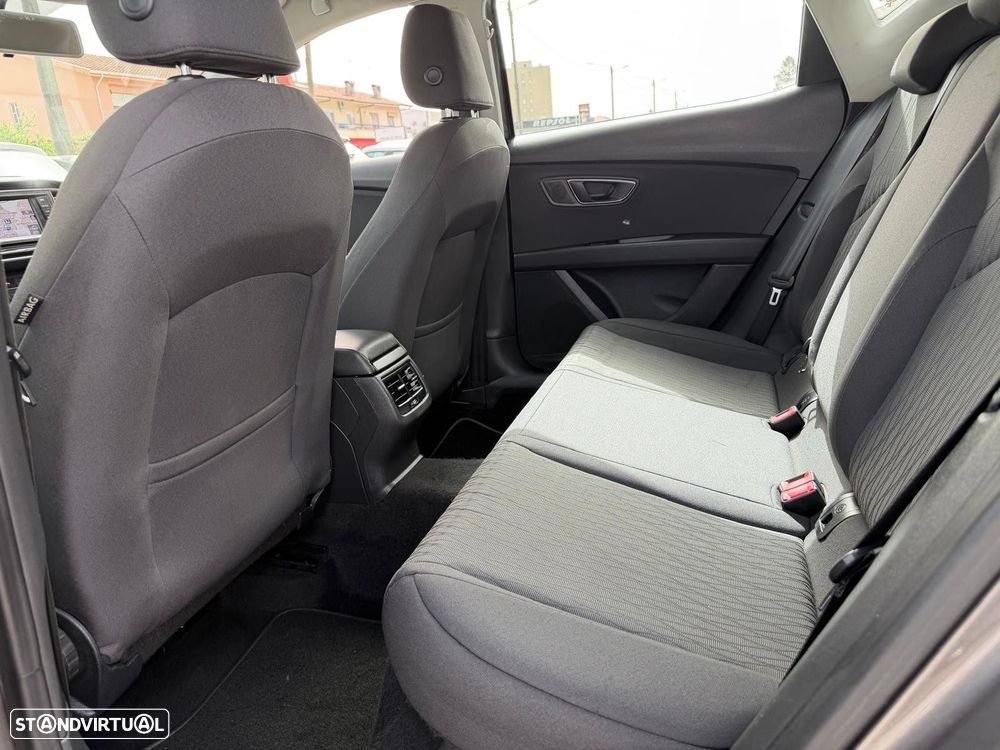SEAT Leon 1.6 TDI ECOMOTIVE Style - 11