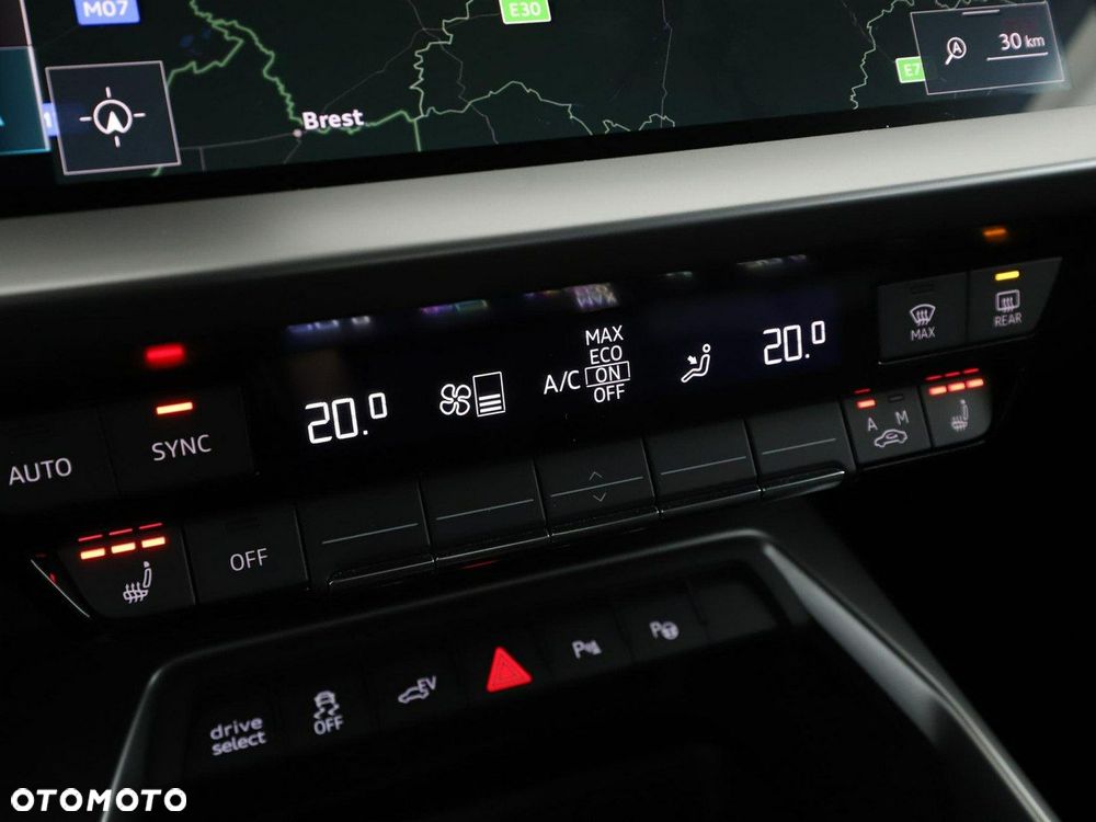 Audi A3 Sportback 40 TFSIe S tronic S line - 32