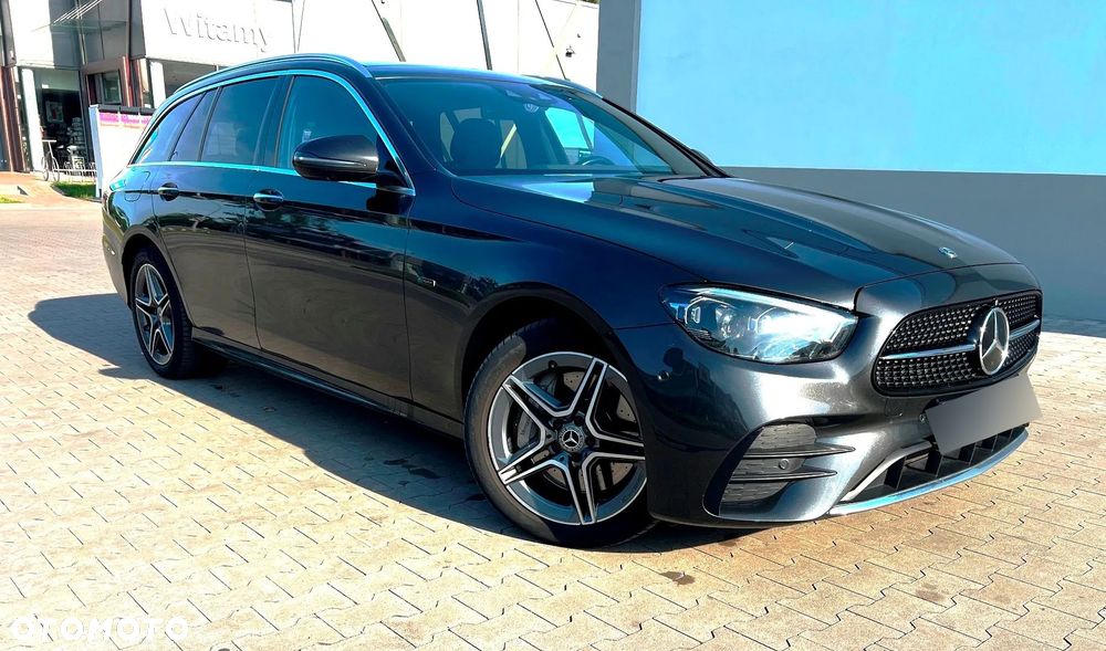 Mercedes-Benz Klasa E 300 de 4Matic 9G-TRONIC AMG Line - 1