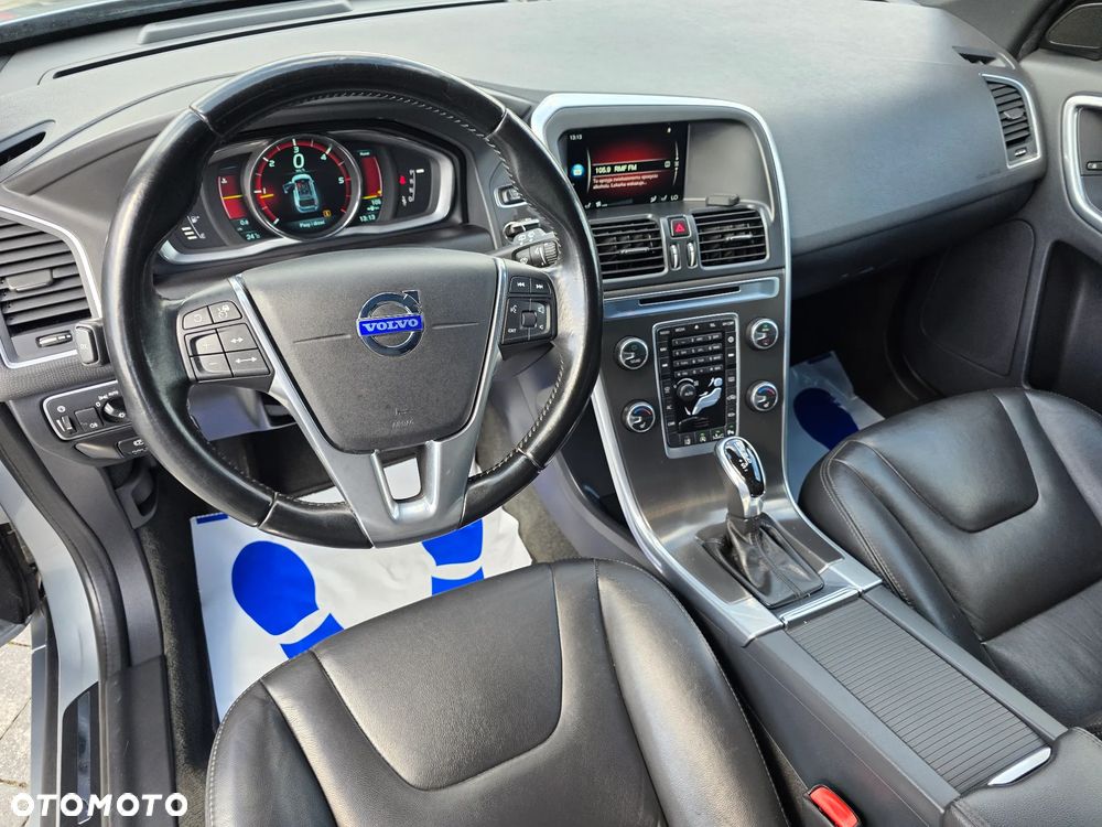 Volvo XC 60 D4 Geartronic Kinetic - 15