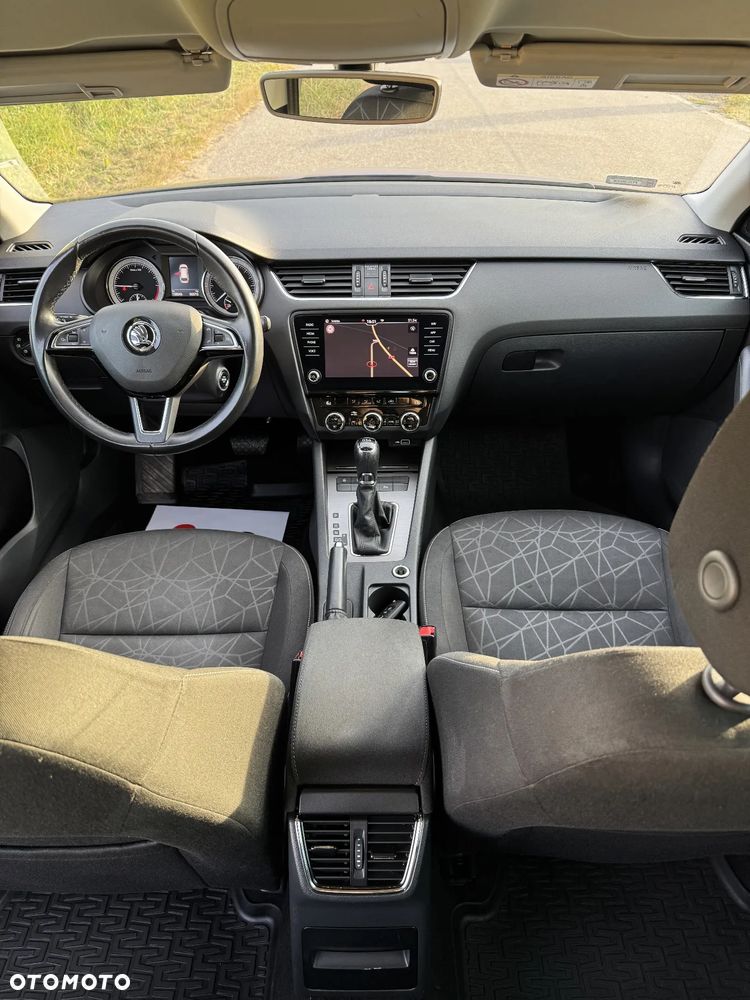 Skoda Octavia 2.0 TDI Elegance DSG - 34