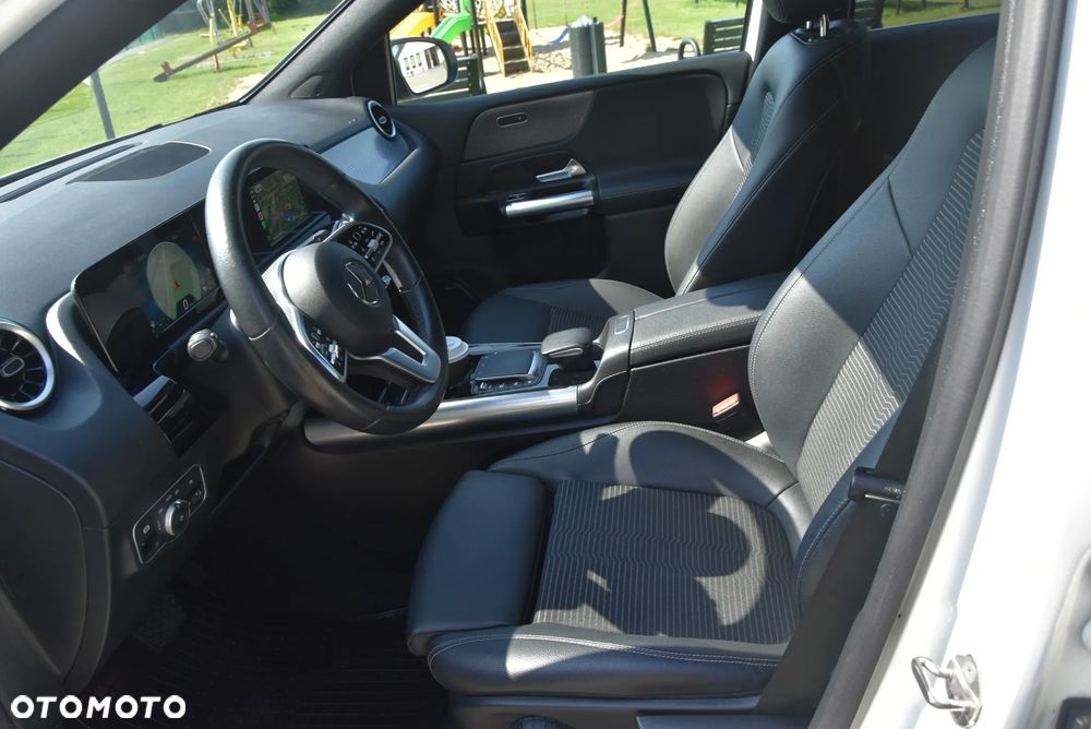 Mercedes-Benz Klasa B 250 e 8G-DCT Style - 10