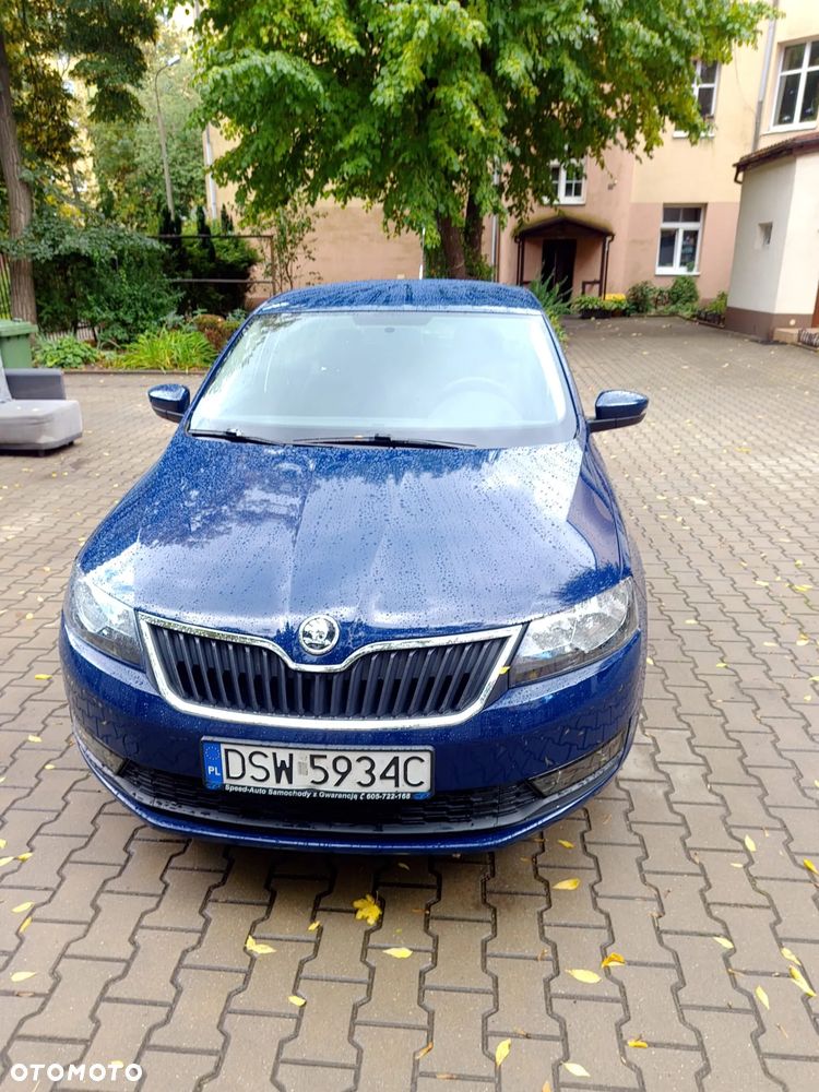 Skoda RAPID 1.0 TSI Active - 23