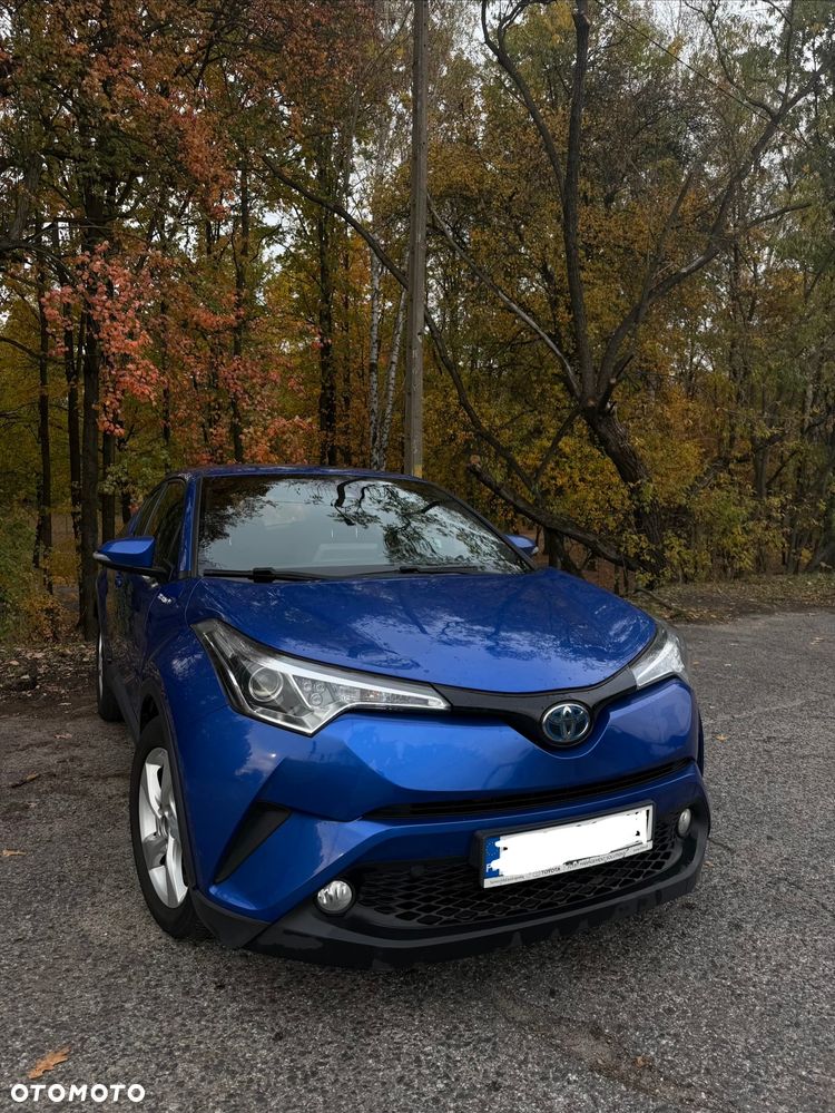 Toyota C-Hr 2018 photo 2