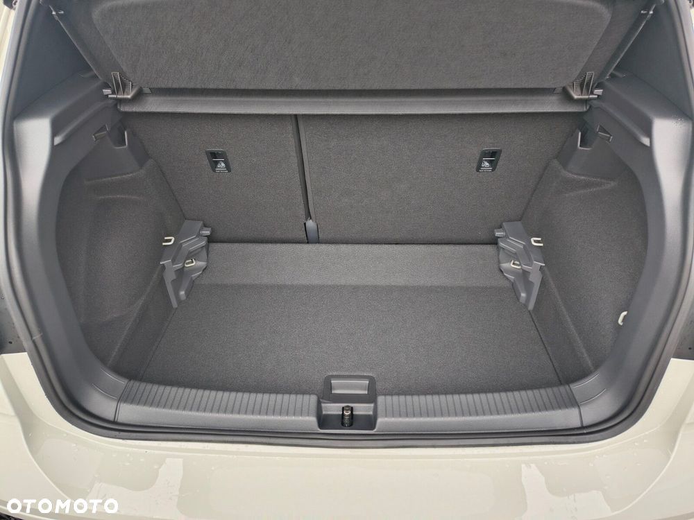 Volkswagen T-Cross 1.0 TSI R-Line Plus DSG - 12