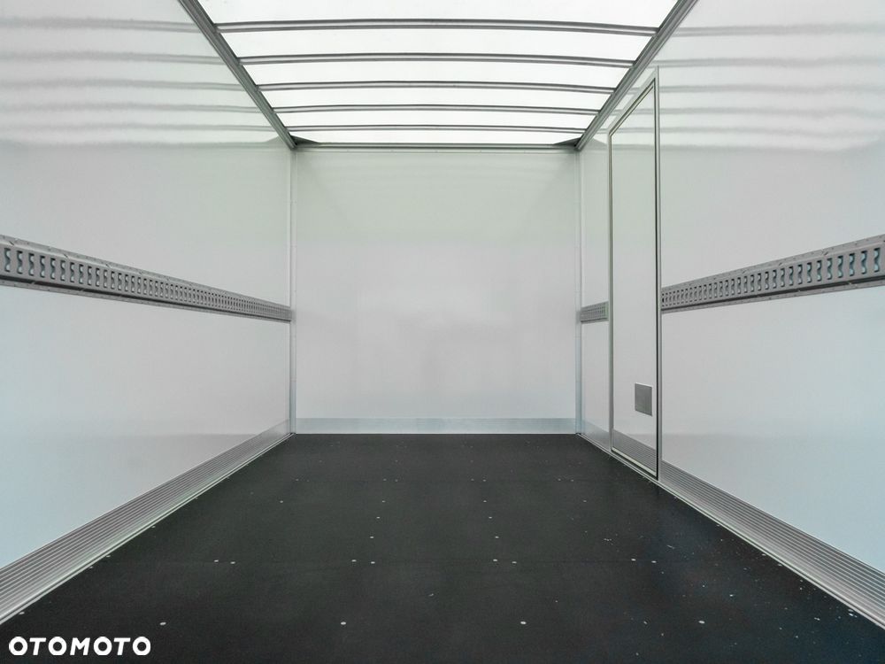 Iveco Daily 50C18HA8Z kontener z windą 1000 kg - 14