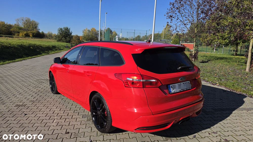 Ford Focus 2.0 EcoBoost ST mit Leder-Sport-Paket - 10