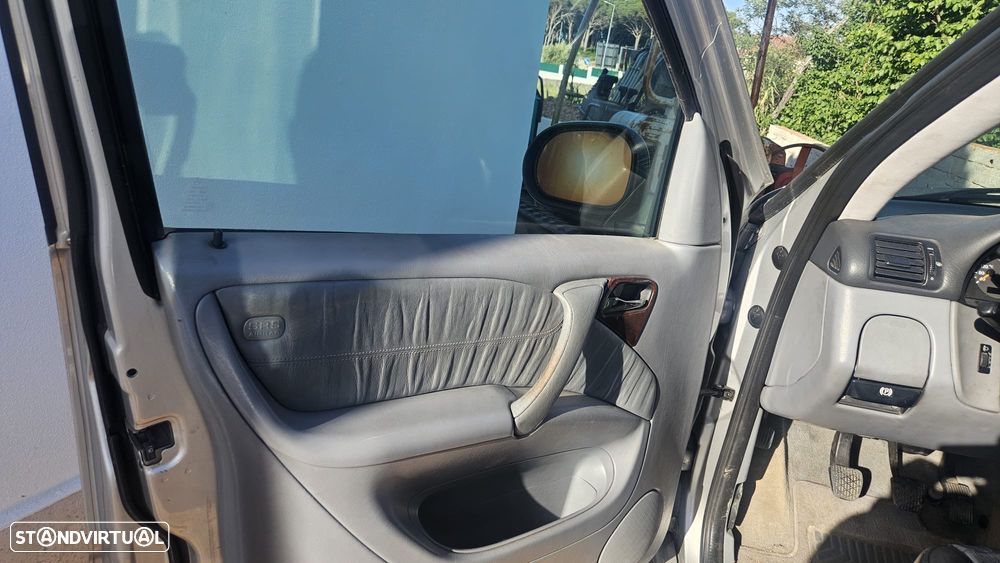 Mercedes-Benz ML 270 CDi - 8