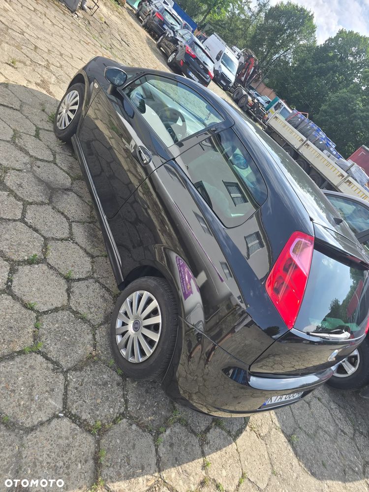 Fiat Punto 1.4 16V Sporting - 2