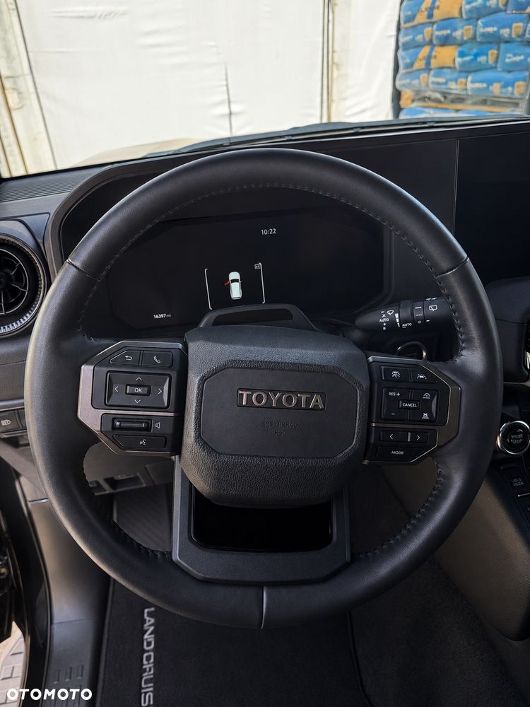 Toyota Land Cruiser LC 2.8 D-4D Executive - 9