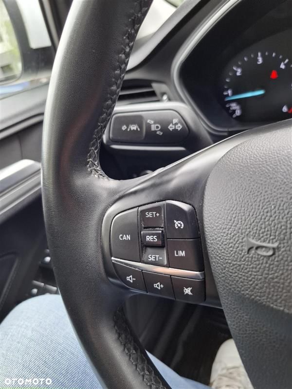 Ford Focus 1.5 EcoBlue SCR Active - 13