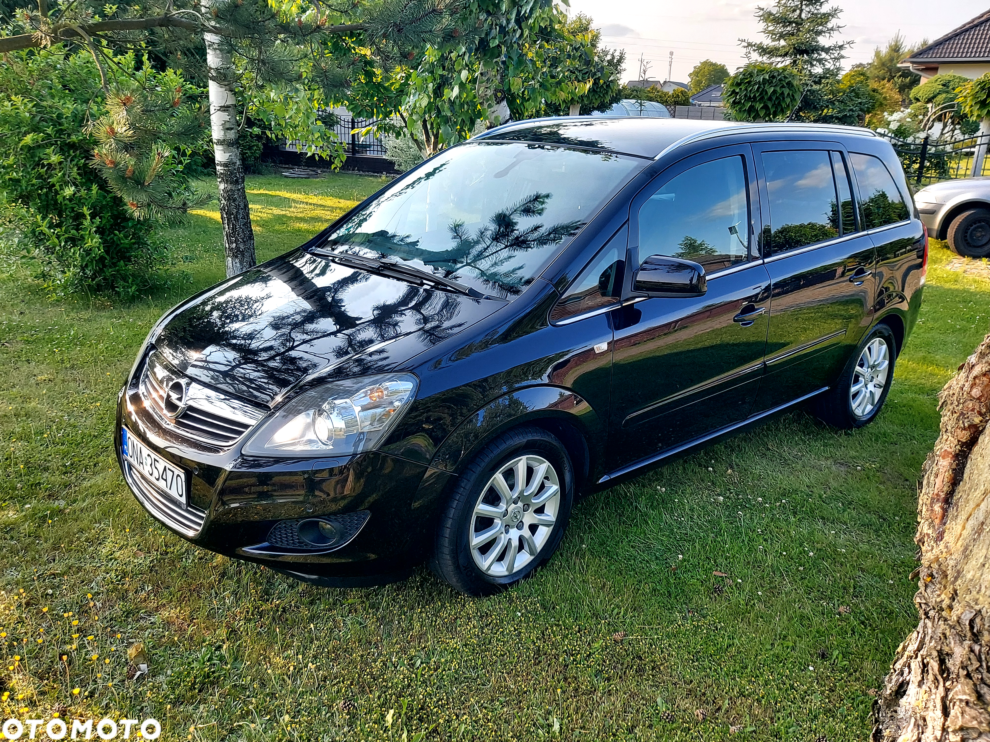 Opel Zafira 1.8 Cosmo - 2