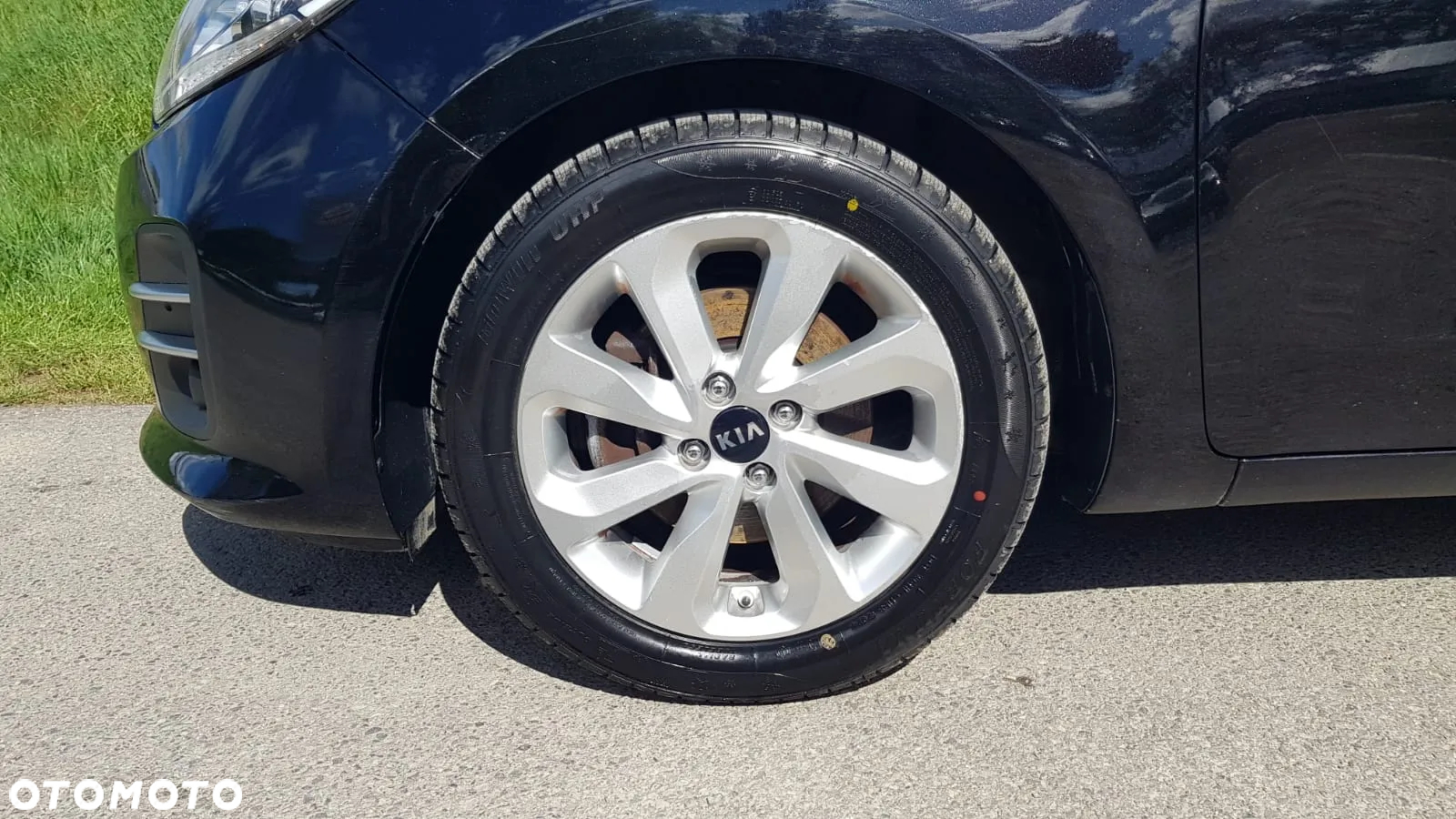 Kia Rio - 25