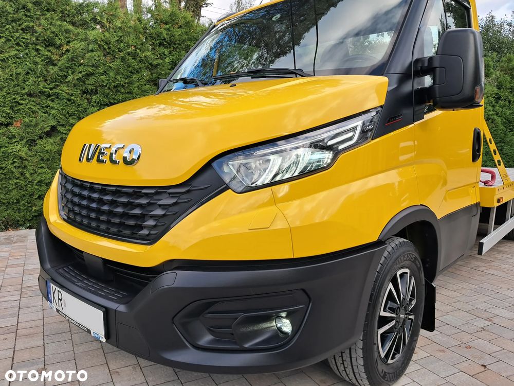 Iveco DAILY - 17