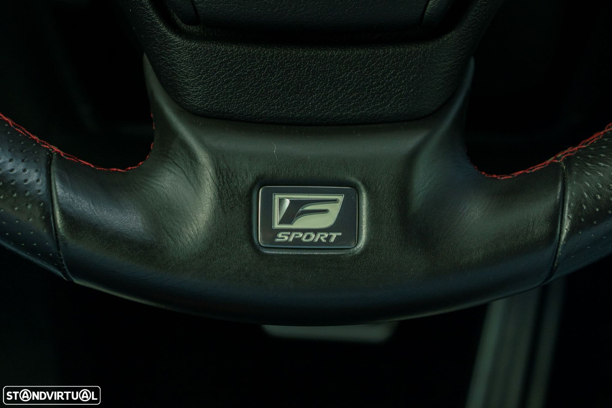 Lexus UX 250h F Sport - 30