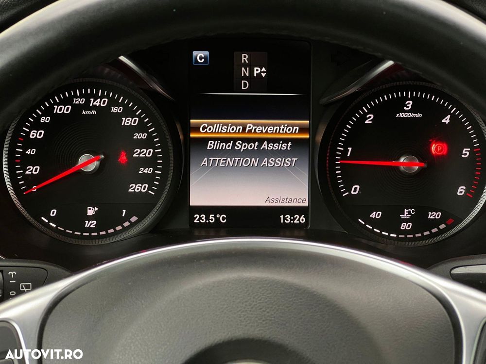 Mercedes-Benz GLC - 26