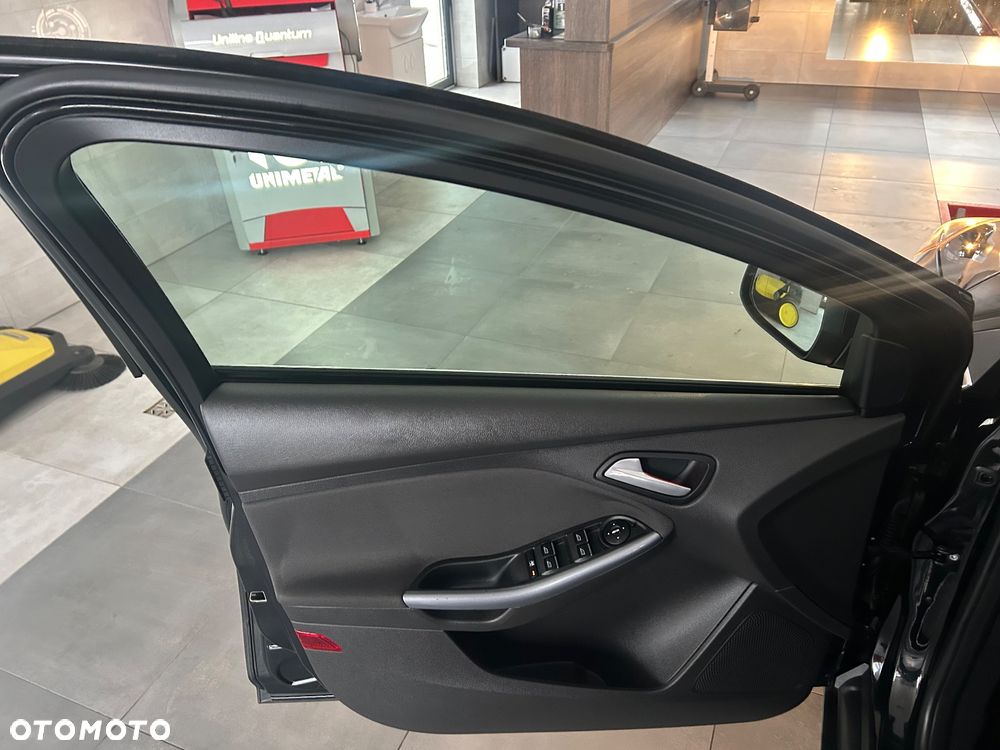 Ford Focus 1.6 TDCi DPF Start-Stopp-System Business - 15