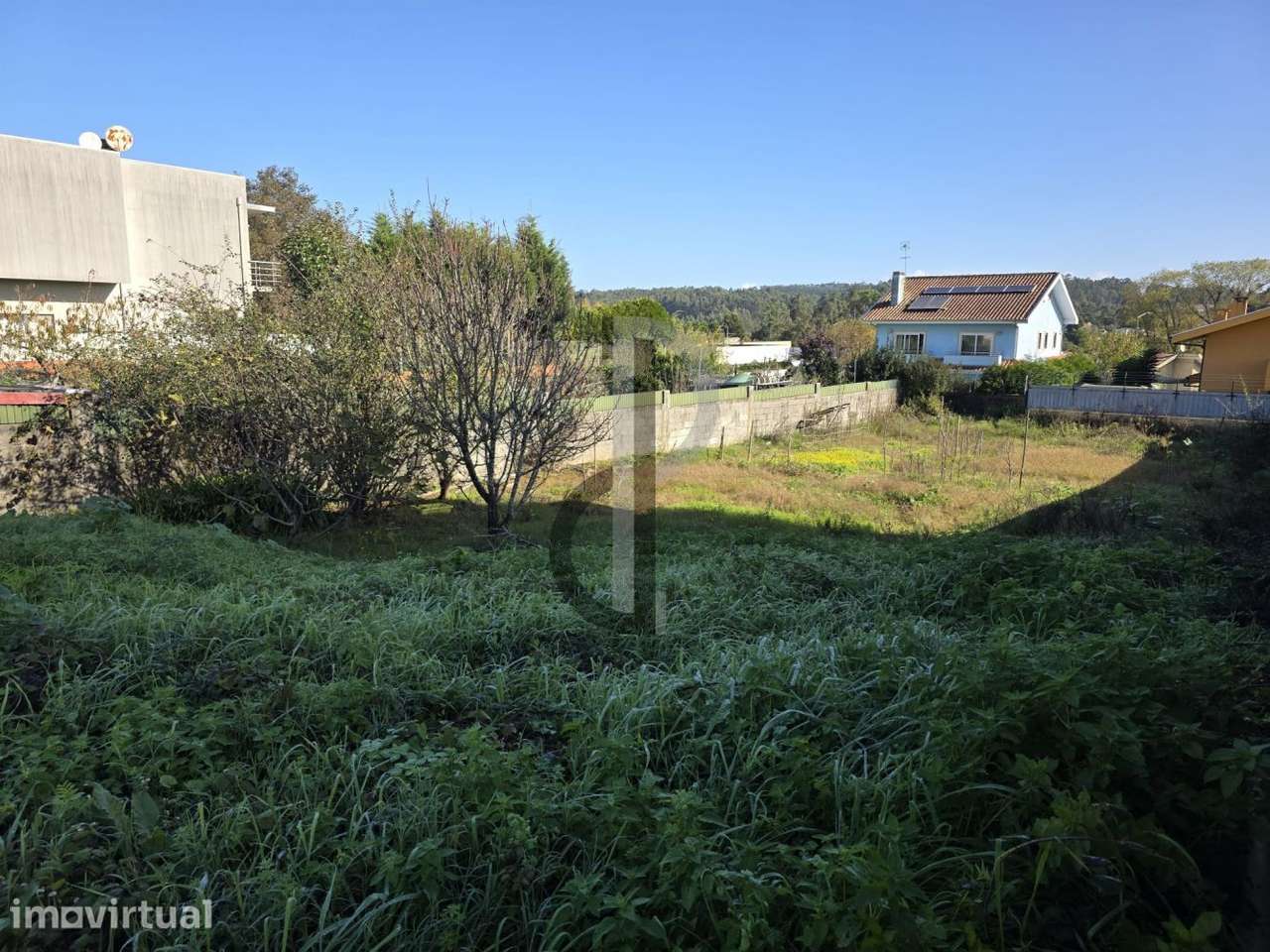 Terreno para Construção em zona Residencial - Olival - Grande imagem: 3/4