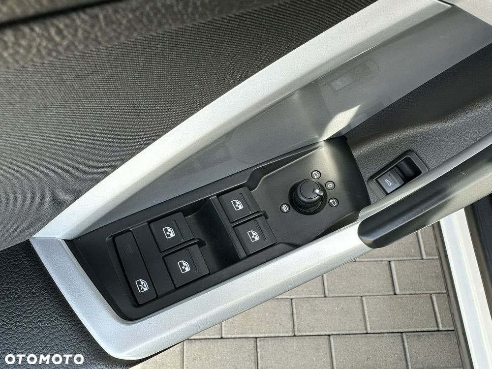 Audi Q3 35 TFSI mHEV S tronic - 16