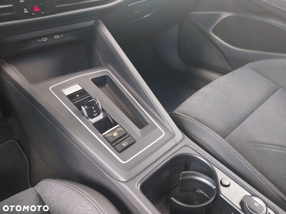 Volkswagen Golf - 17
