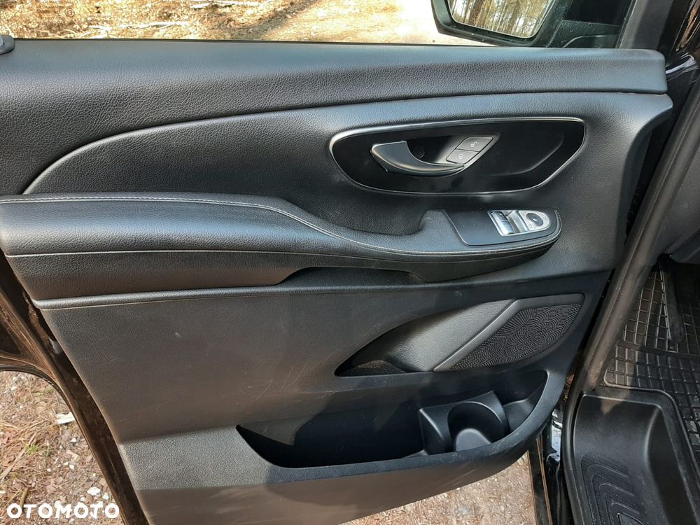 Mercedes-Benz Klasa V 250 (BlueTEC) d extralang 7G-TRONIC Avantgarde - 26