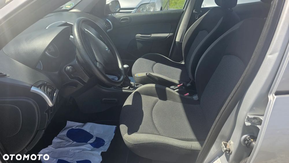 Peugeot 206 plus - 14