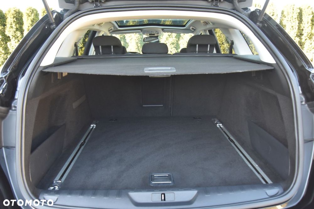 Peugeot 308 2016
