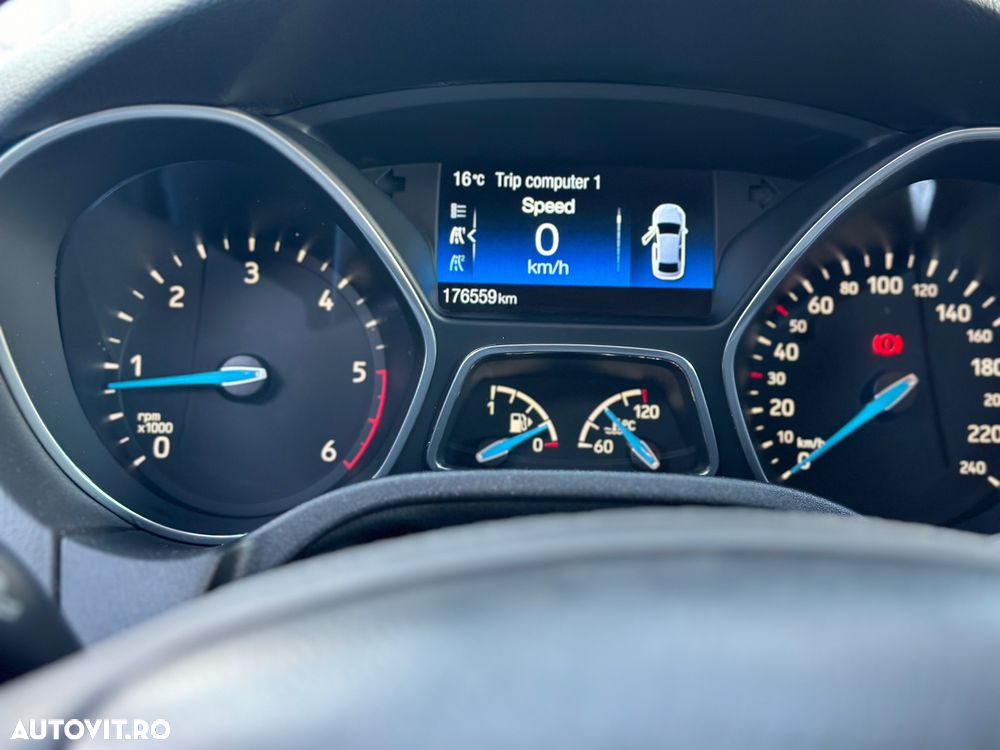 Ford Focus 1.5 TDCi Trend - 11