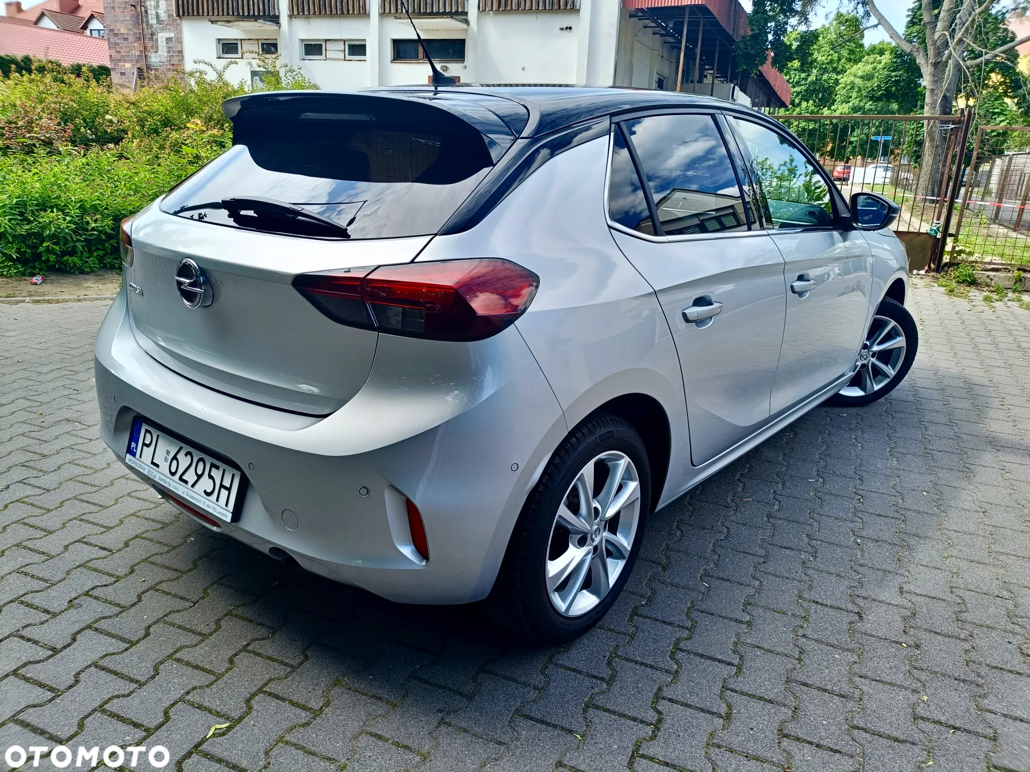 Opel Corsa 1.2 Elegance Business Pack S&S - 2