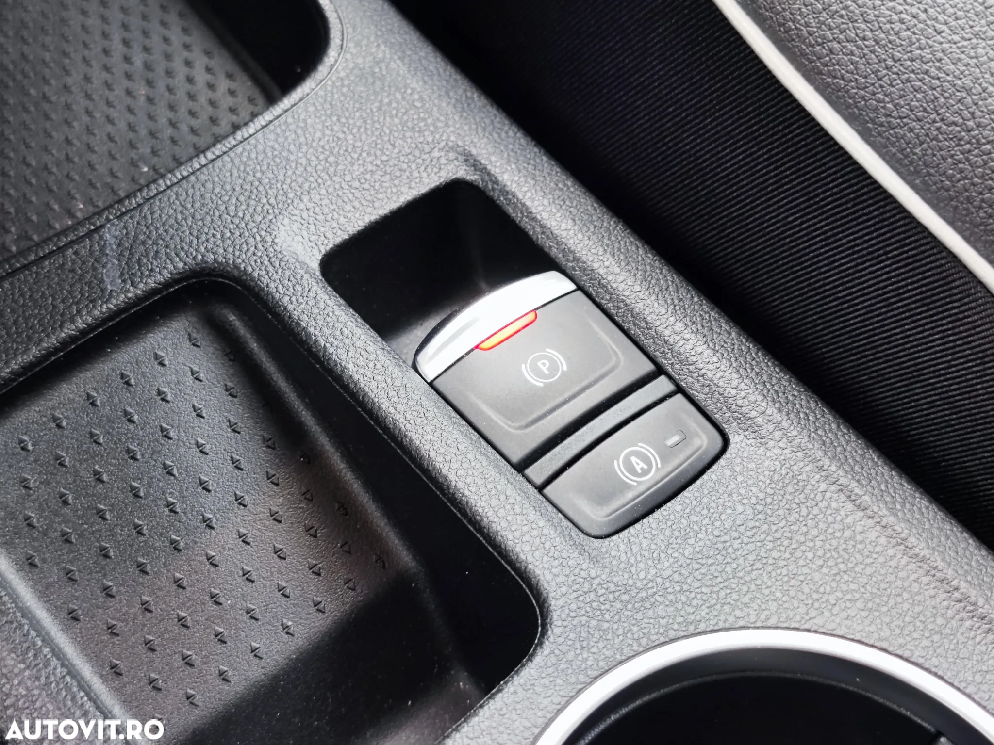 Renault Captur E-TECH PLUG-in 160 INTENS - 21