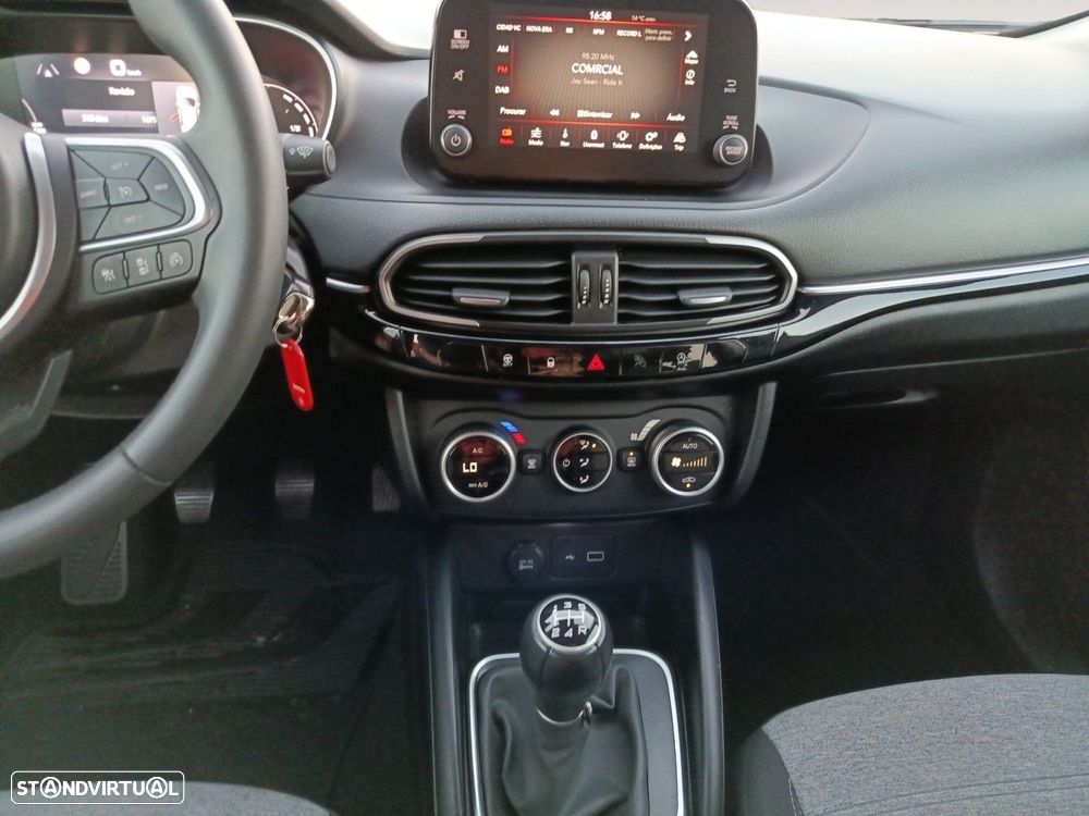 Fiat Tipo Cross 1.0 GSE T3 - 11