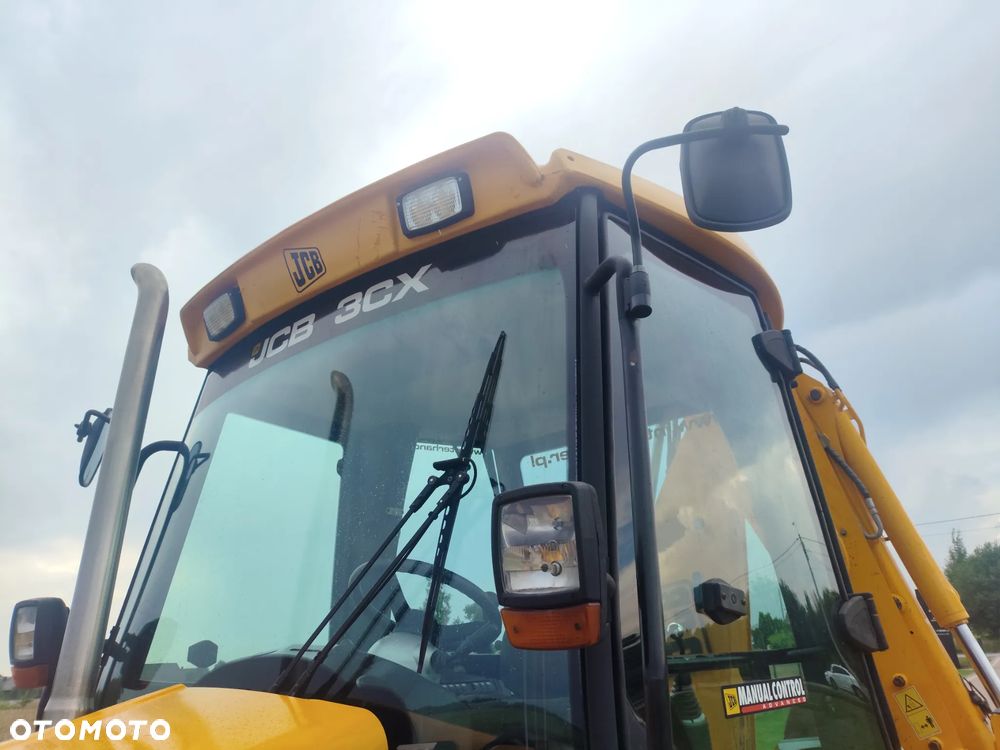 JCB 3CX / 2007 ROK / KOPARKO-ŁADOWARKA - 14