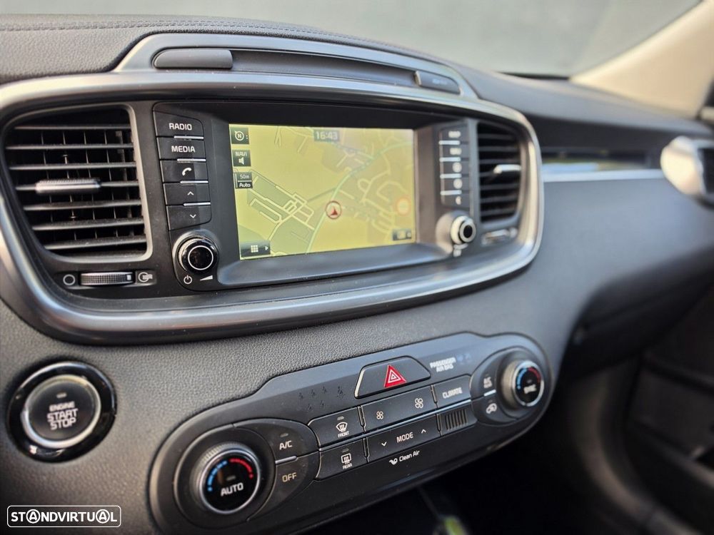 Kia Sorento 2.2 CRDi TOP - 9
