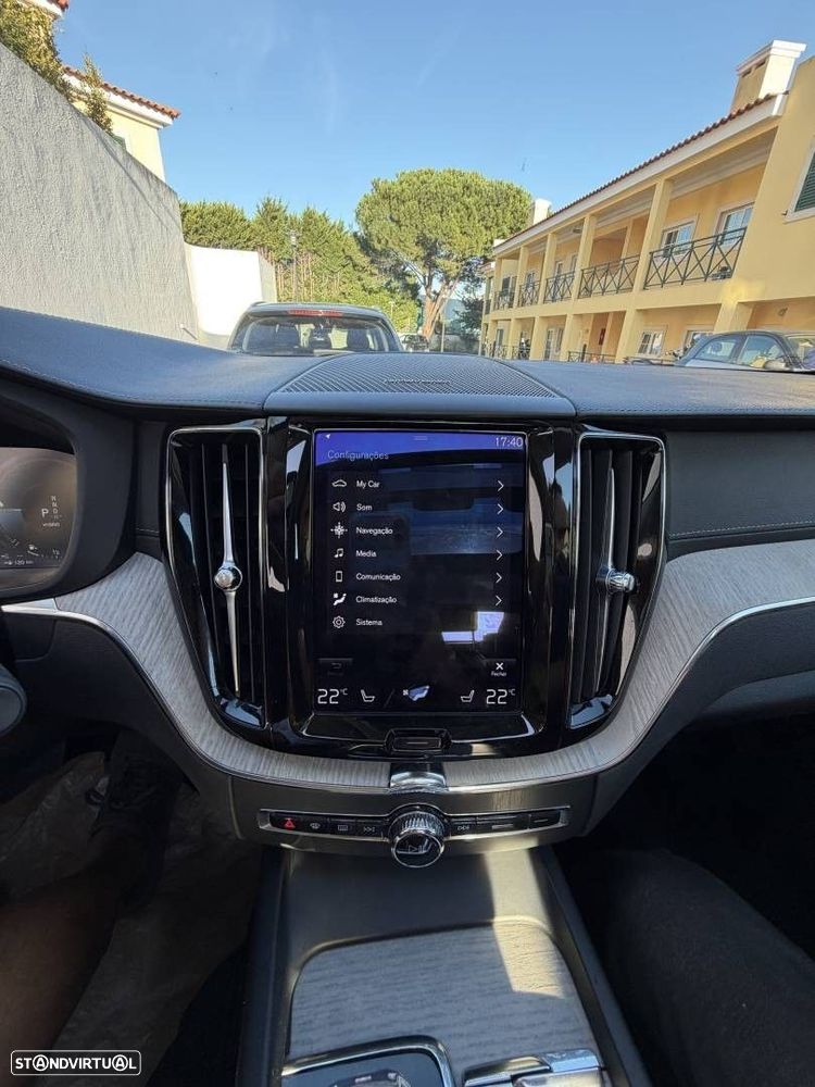 Volvo XC 60 2.0 T6 PHEV Inscription AWD - 30